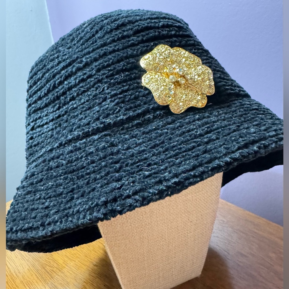 Ann Taylor Black Bucket Hat with Rosette Detail - Picture 11 of 15